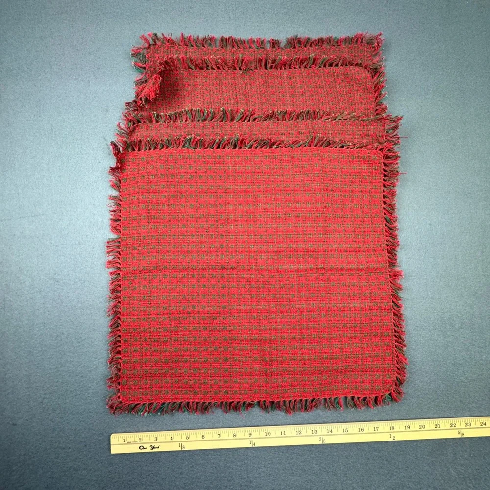 N/A square red